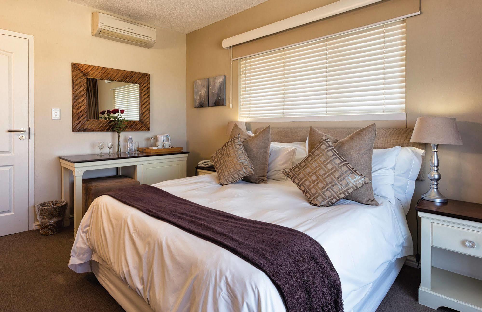 Hotel Zum Kaiser Swakopmund Buitenkant foto